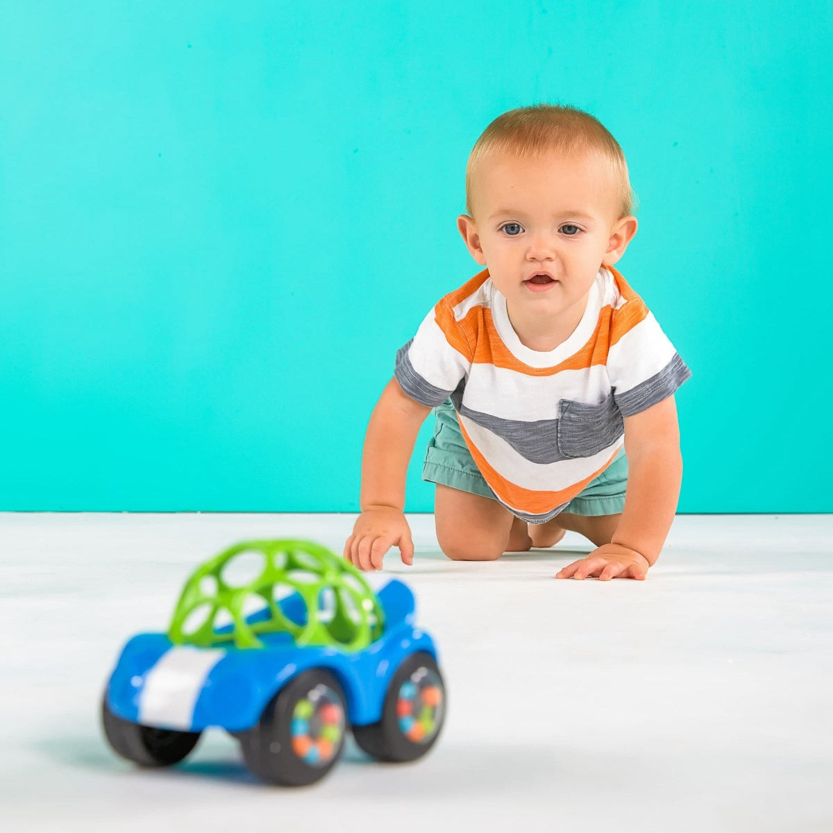 Bright Starts Blue Legetøj Bil Rangle & Roll Buggie™