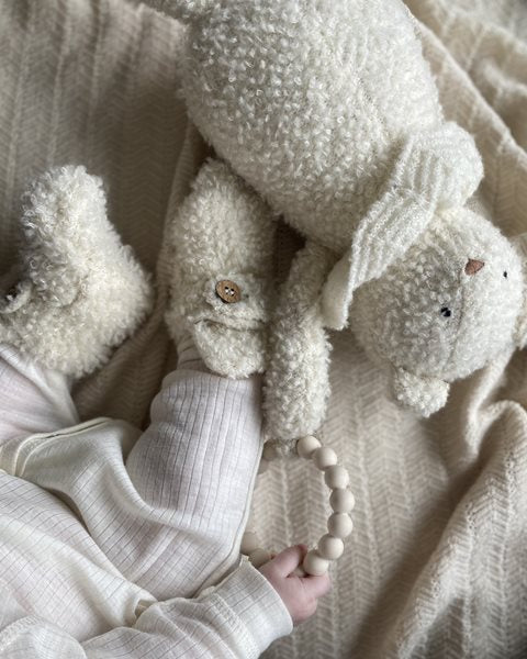 Smallstuff Aktivitetsbamse, bouclé merino uld, off white