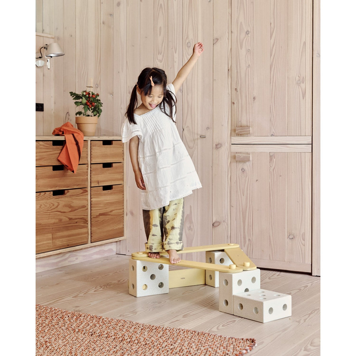 MODU Balancebane Sand Grey / Honey Yellow